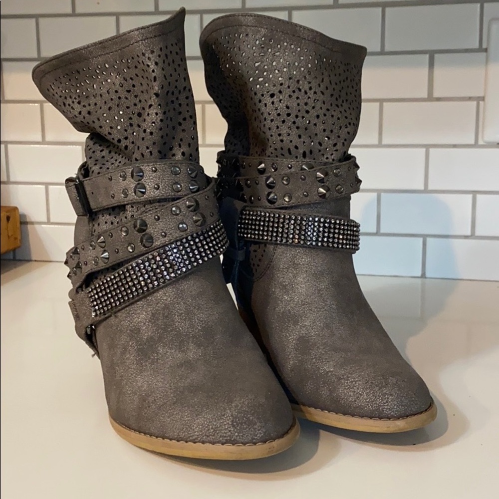 Not Rated | Booties - Picture 3 of 3